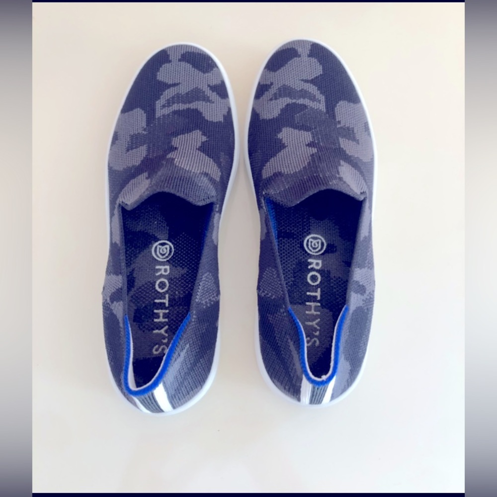 Brand new pair -Rothy’s flats (worn once)